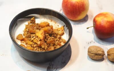 Herbstliches Apfel-Kurkuma-Crumble – schnell, gesund & darmfreundlich
